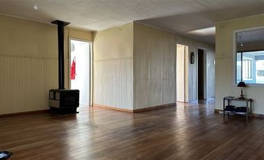 Casa en Venta en 5 de Abril con Bilbao