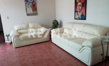 EN VENTA AGRADABLE CASA - (3)
