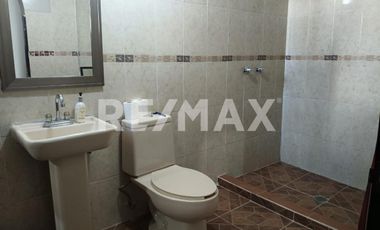 EN VENTA AGRADABLE CASA - (3)
