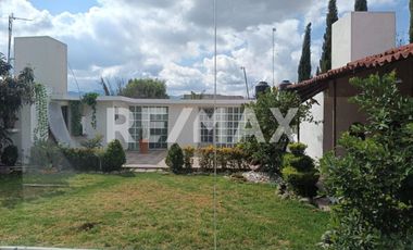 EN VENTA AGRADABLE CASA - (3)