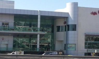 🚀 Oportunidad Única: Local Comercial en Plaza de Querétaro – 237 m²