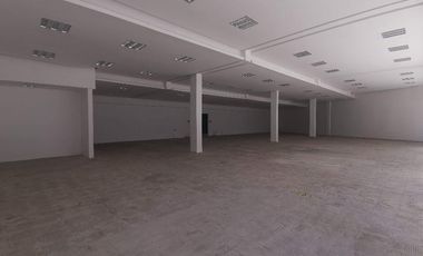 🚀 Oportunidad Única: Local Comercial en Plaza de Querétaro – 237 m²