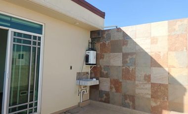 CASA EN RENTA EN LOS ALAMOS III