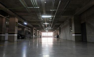 AMPLIA OFICINA TE ESTÁ ESPERANDO/RENTA OFICINA
