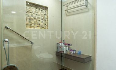 Casa Remodelada para Venta en El Contador