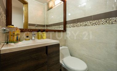 Casa Remodelada para Venta en El Contador