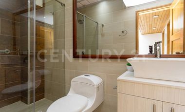 Casa Remodelada para Venta en El Contador