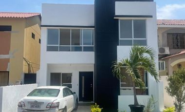 VENTA CASA  5 DORMT URB VILLA CLUB ETAPA NUEVAS (JLR)