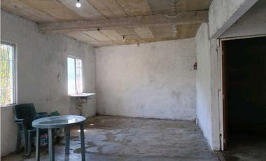 CASA EN VENTA EN ACAPATZINGO EN OBRA GRIS