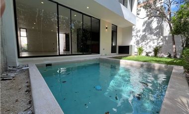 Casa nueva con 3 habitaciones equipada