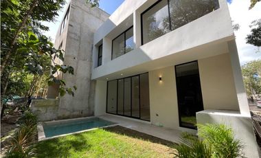 Casa nueva con 3 habitaciones equipada