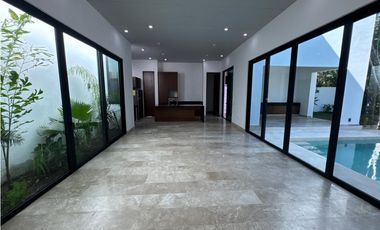 Se vende Casa de 385 m2 de Lujo en Bahía Principe