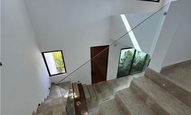 Se vende Casa de 385 m2 de Lujo en Bahía Principe