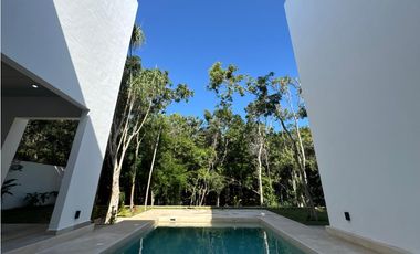 Se vende Casa de 385 m2 de Lujo en Bahía Principe