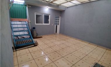 CASA EN RENTA. Colonia La Romita Cuautitlán.