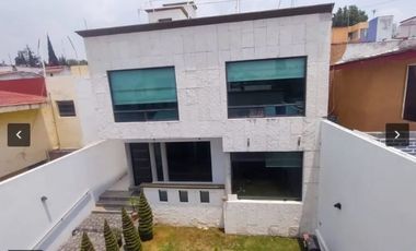 HERMOSA CASA EN VENTA EN LOMAS DEL MRMOL I CON SEGURIDAD 24/7
