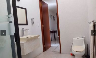 HERMOSA CASA EN VENTA EN LOMAS DEL MRMOL I CON SEGURIDAD 24/7