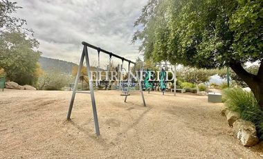 Los Trapenses, Lo Barnechea. Terreno en exclusivo condominio.