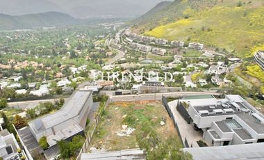 Los Trapenses, Lo Barnechea. Terreno en exclusivo condominio.