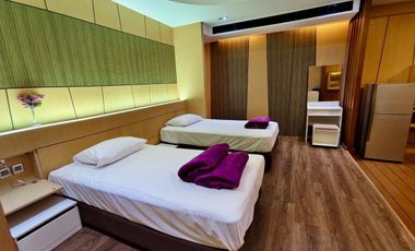 Newly Renovated & Fully Furnished Studio