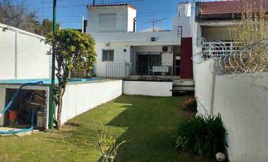 Amplio chalet con piscina