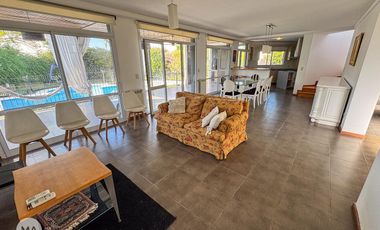 Casa 3 dormitorios, jardín, piscina - Funes Hills Cadaques | Venta