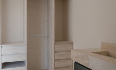 En Venta, Casa en Privada Residencial con amenidades, de 3 Rec. 3.5 baños