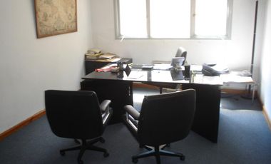 Oficina en edificio de oficinas. Apto todo rubro. Excelente ubicación - Vicente López