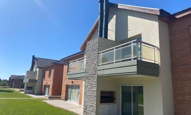 Dúplex 4 AMB APTO CREDITO en Altos de Maschwitz