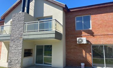 Dúplex 4 AMB APTO CREDITO en Altos de Maschwitz