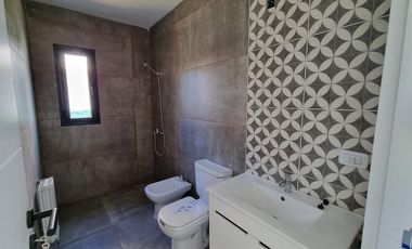 Casa en venta La Reserva, a estrenar