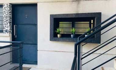 Departamento de 2 ambientes en venta en  Florencio Varela, apto profesional