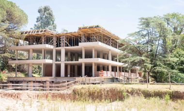 Departamento en venta de 4 ambientes en  Benavidez Tigre