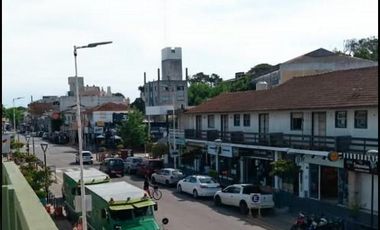 Venta en Block - Villa Gesell - 2 Dptos 2 Ambientes y 1 Dpto 3 Ambientes