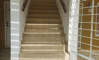Oportunidad!!!Bajo de precio!!! Complejo de 6 departamentos en venta.