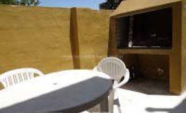 Oportunidad!!!Bajo de precio!!! Complejo de 6 departamentos en venta.