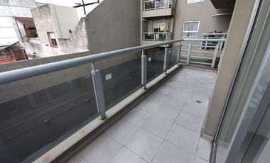 Departamento de 2 ambientes en venta con balcón - Wilde
