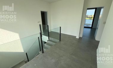 Casa en venta 3 ambientes El Cantón - Golf