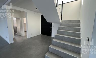 Casa en venta 3 ambientes El Cantón - Golf