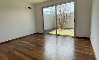 Housing en venta Cerro De Las Rosas