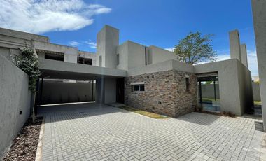 Housing en venta Cerro De Las Rosas