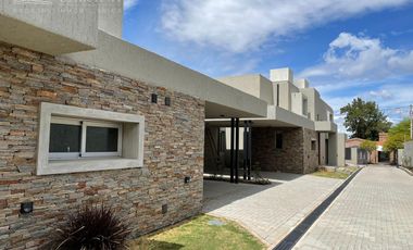 Housing en venta Cerro De Las Rosas