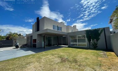 Housing en venta Cerro De Las Rosas