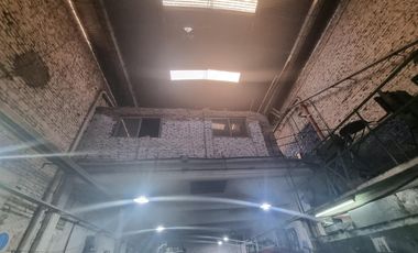 Galpón con vivienda , lanus  venta