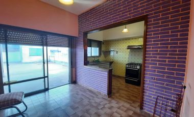 Galpón con vivienda , lanus  venta