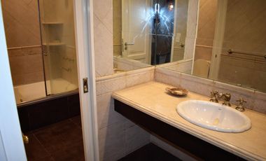 Casa en venta en Casco de San Isidro, 5 ambientes