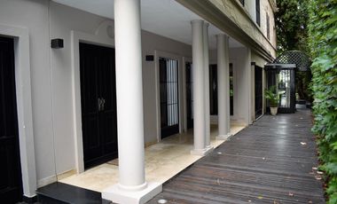 Casa en venta en Casco de San Isidro, 5 ambientes
