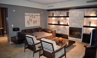 Casa en venta en Casco de San Isidro, 5 ambientes