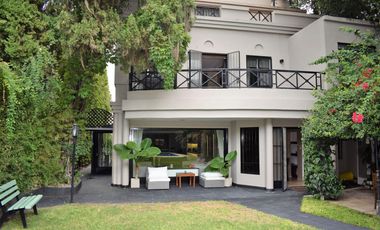 Casa en venta en Casco de San Isidro, 5 ambientes