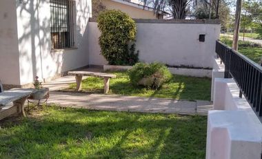 Casa 2 dormitorios en perez